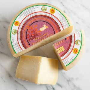 Read more about the article TUSCAN PECORINO CHEESE